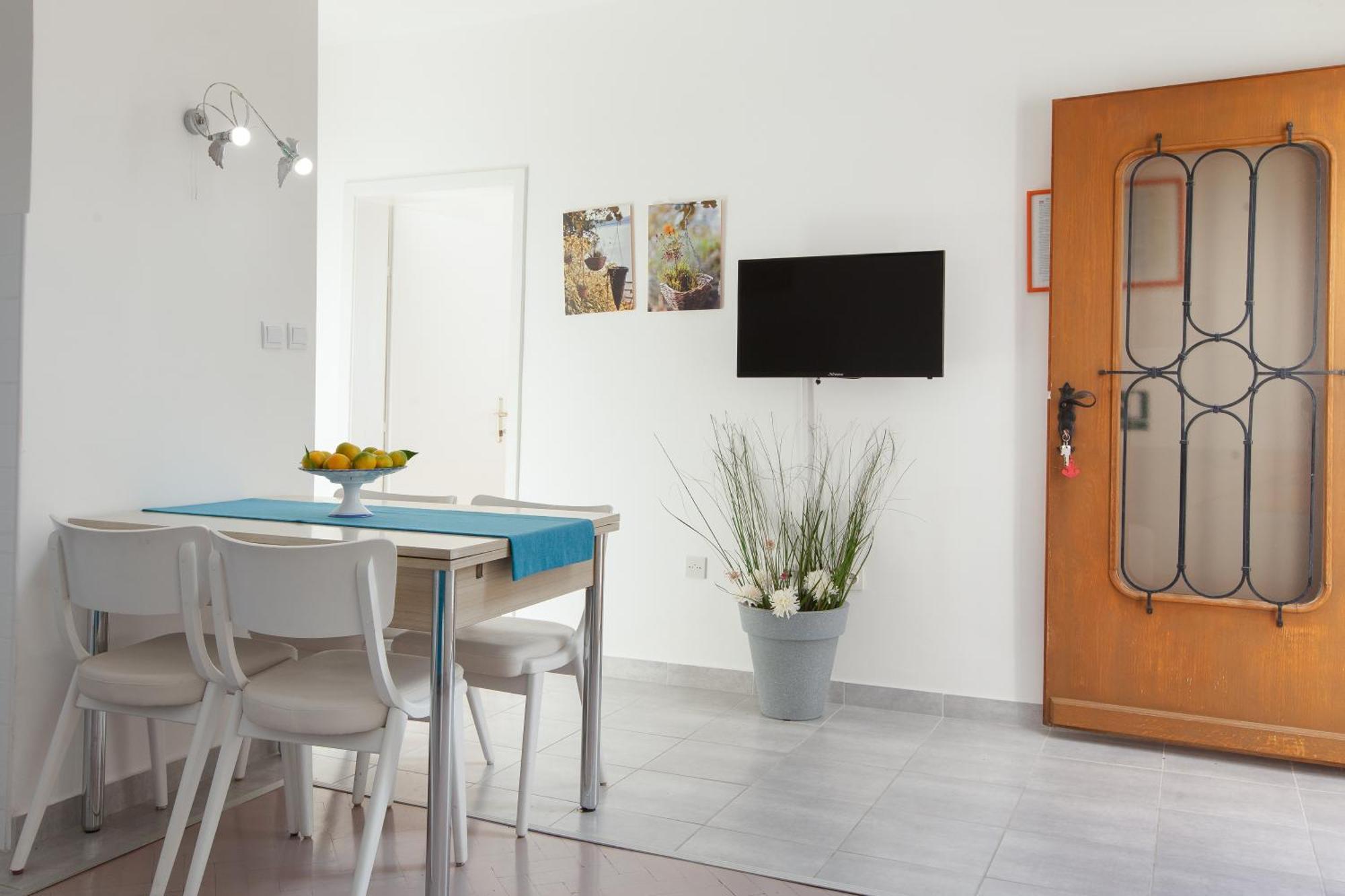 Apartments Marilka Подгора Экстерьер фото